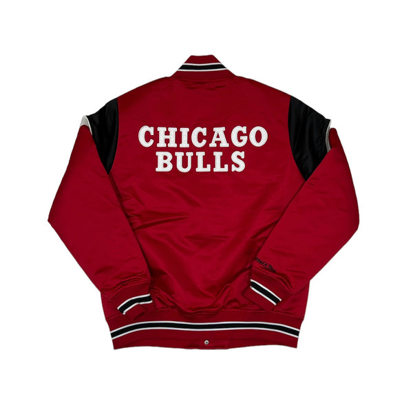 Mitchell & Ness Chicago Bulls Satin Jacket (Red)